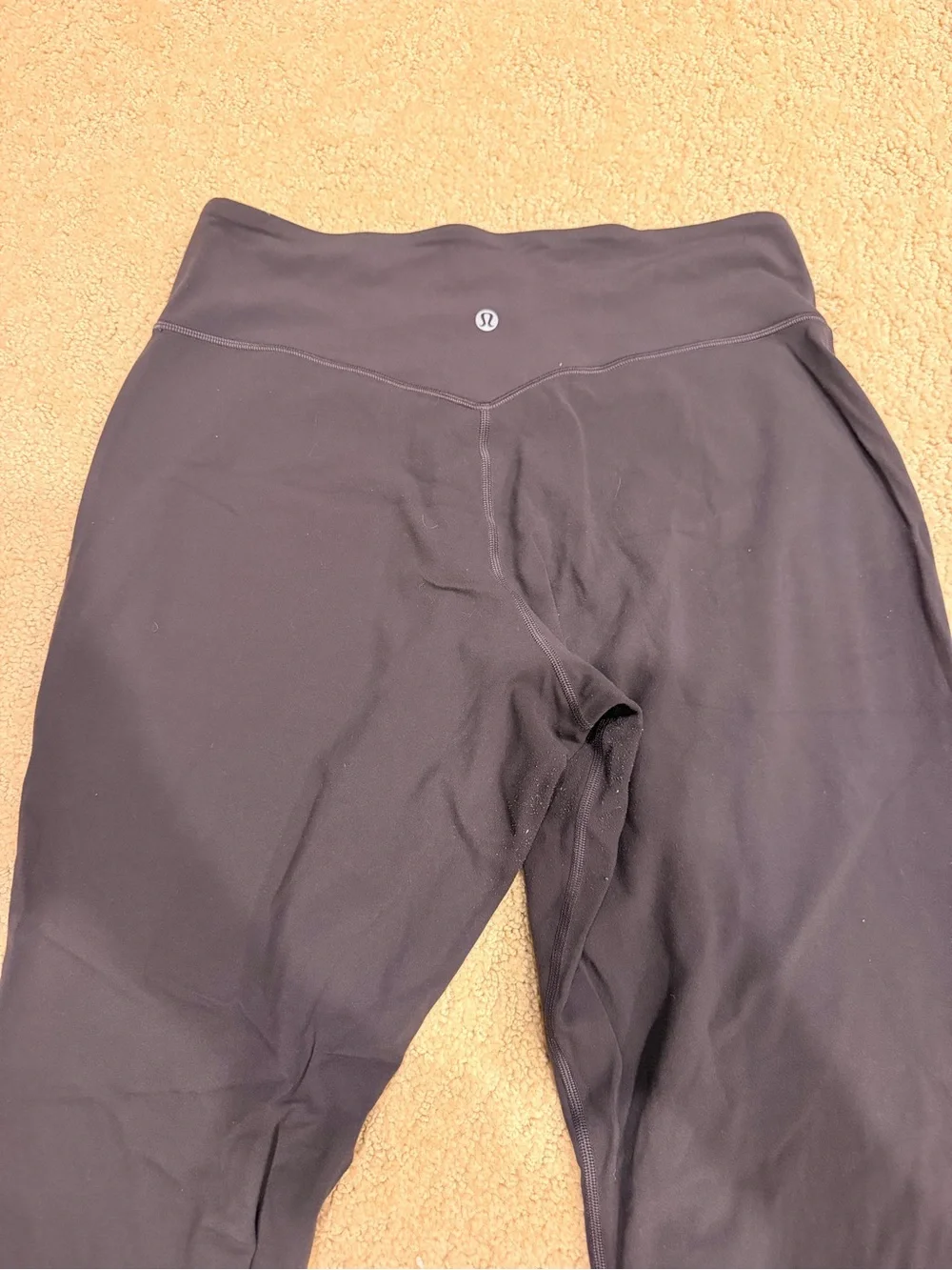 Lululemon women’s align joggers